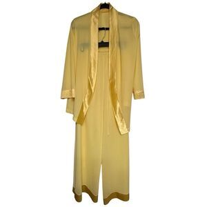 Vintage Barad 2 piece loungewear/pajama Set. Womens. Yellow. Sz S